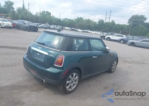 2009 Mini Cooper из США, поврежденный, VIN WMWMF33559TW74873